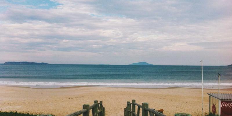 从手机评测到未来城市：数字孪生如何像优化电脑硬件一样重塑基础设施管理