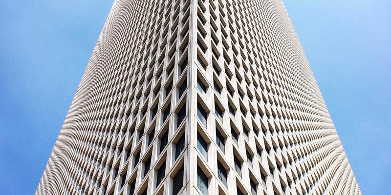 数字孪生技术：从电脑硬件到手机评测，未来科技如何用虚拟模型重塑现实