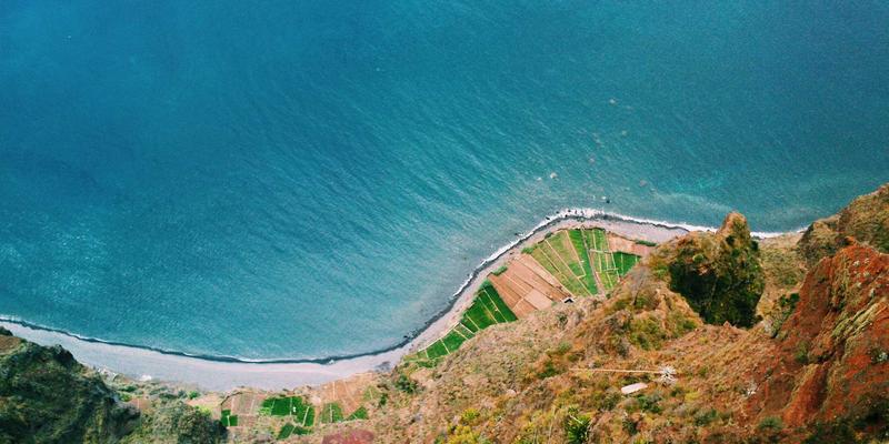 普洛尼克:未来科技浪潮中的手机评测新范式
